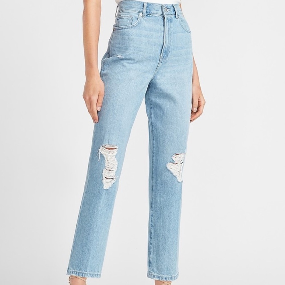 EXPRESS• Women’s Straight Super High Rise Jeans Size 6